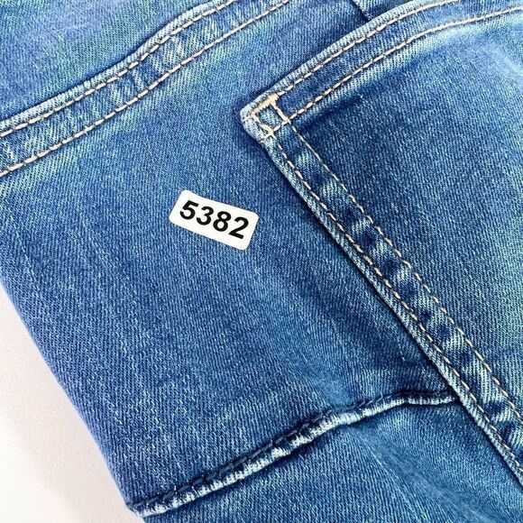 Torrid Bombshell Skinny Jeans Women's 20S Dark Blue Wash Super Soft Denim - Picture 11 of 11